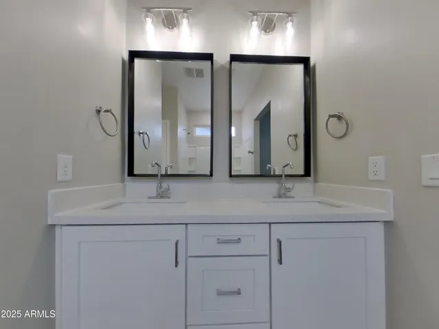 $2,499 | 1349 North Parkcrest, Mesa, AZ 85205