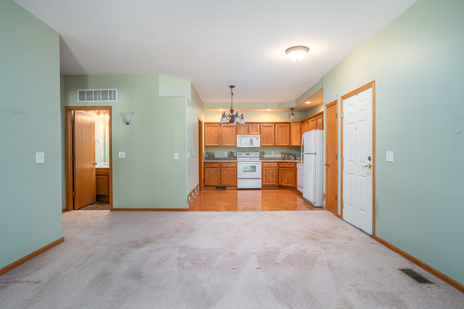 3147 4th Street, Unit 160 Moline, IL 61265 - Photo 7 of 16
