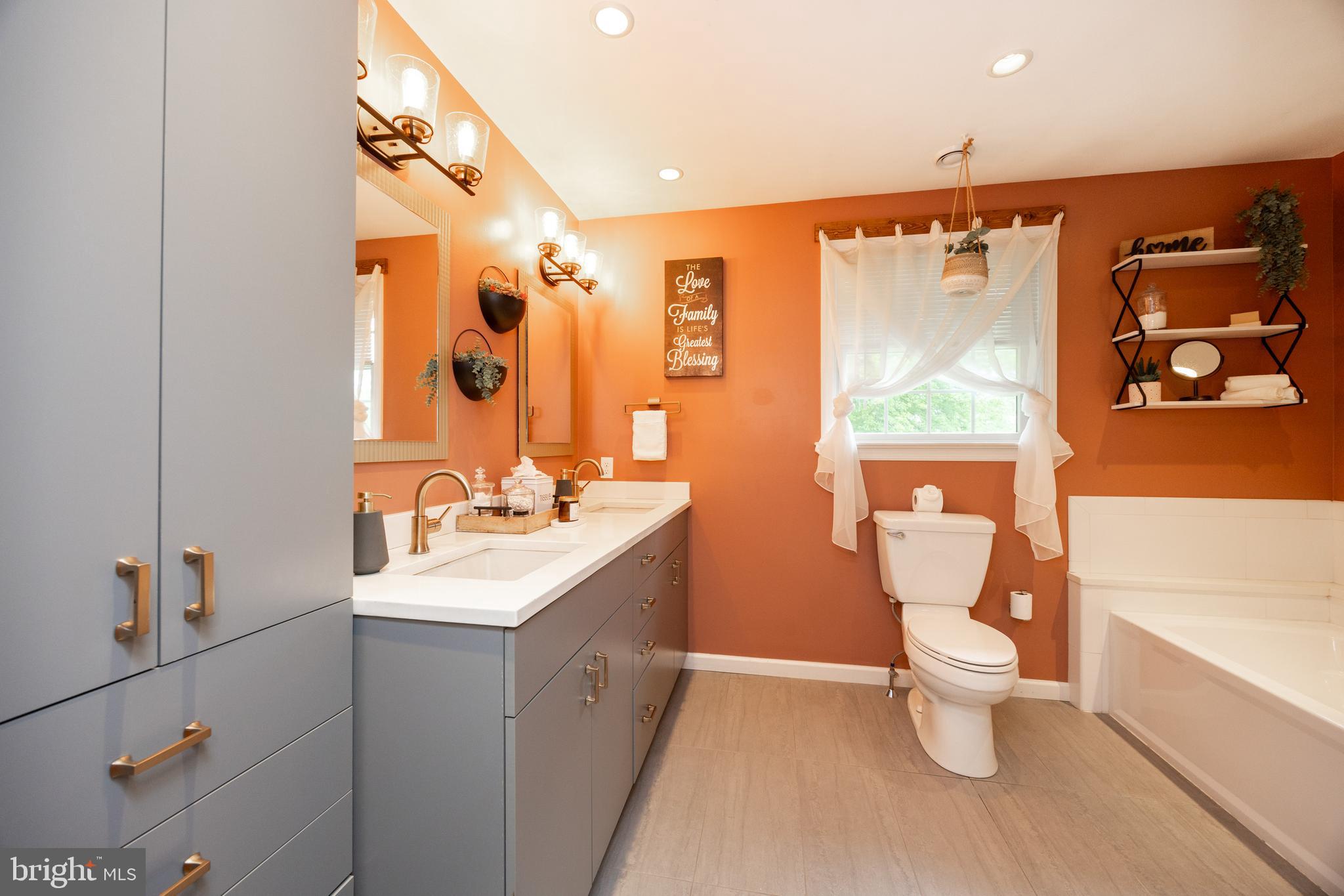 214 Brookside Road Norristown, PA 19403 - Photo 8 of 46 Double vanity