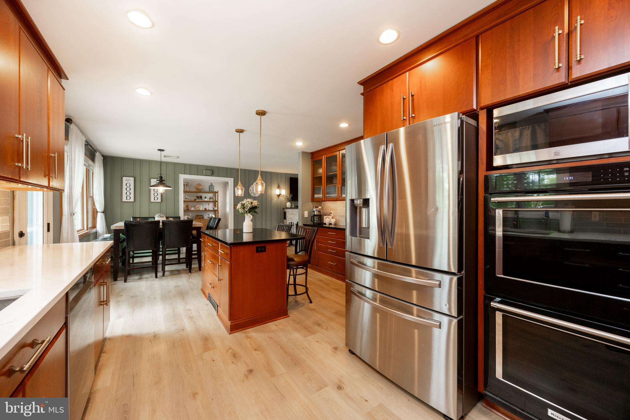 214 Brookside Road Norristown, PA 19403 - Photo 10 of 46 Upgraded SS appliances