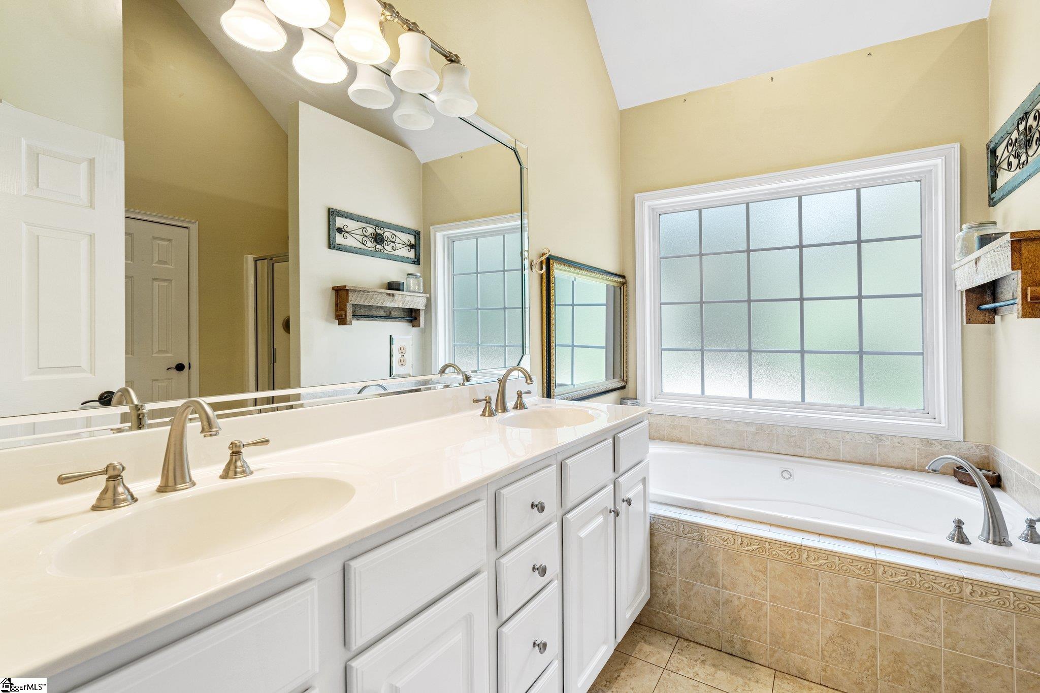 335 Parker Slatton Road Simpsonville, SC 29681 - Photo 18 of 36