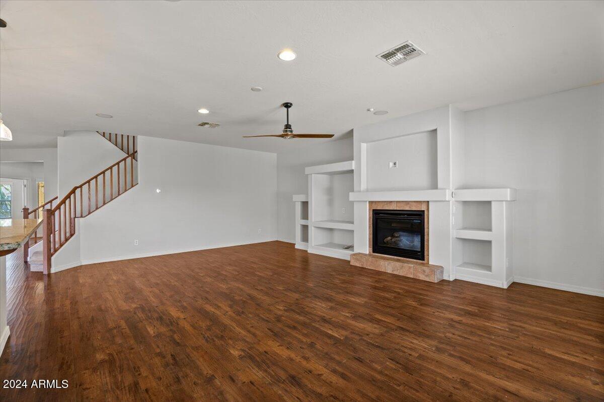 16758 West Rowel Road Surprise, AZ 85387 - Photo 13 of 59 13-Family Room