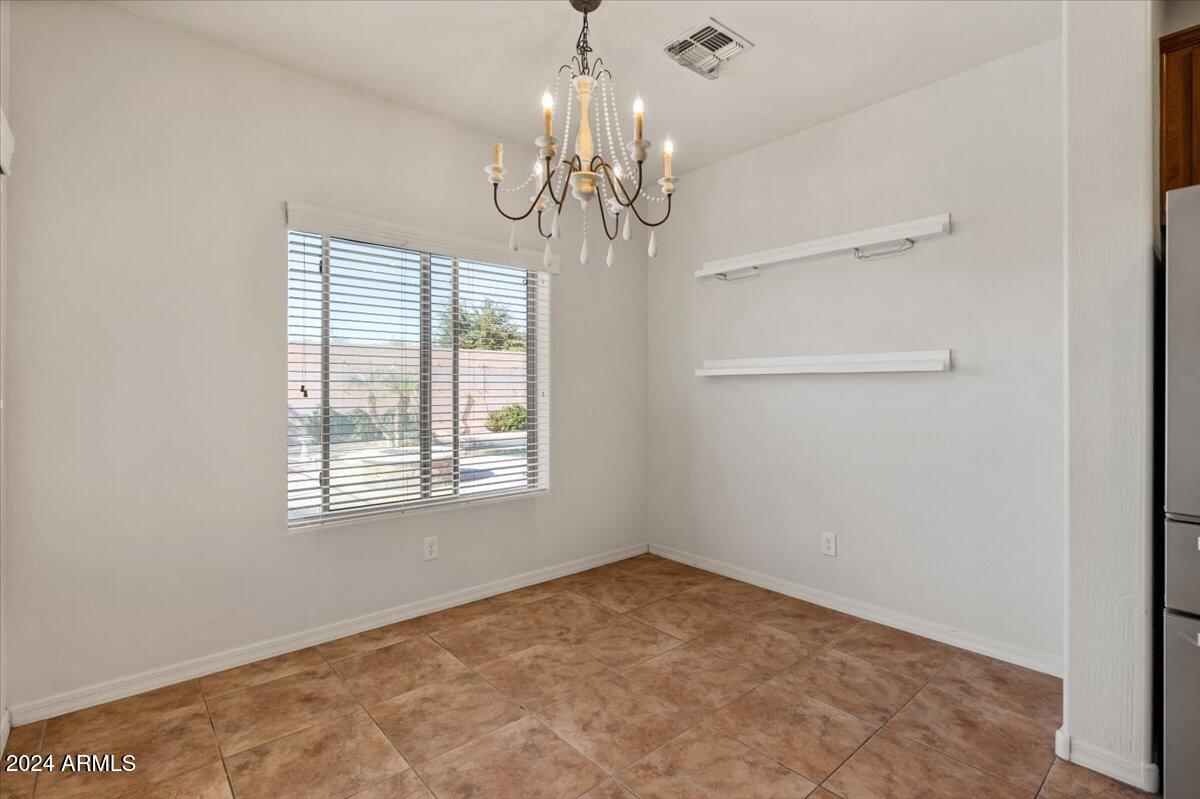 16758 West Rowel Road Surprise, AZ 85387 - Photo 21 of 59 21-Dining