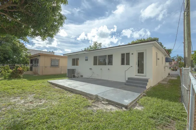 $4,950 | 2675 Southwest 24th Terrace, Miami, FL 33145