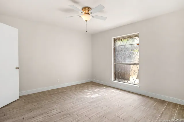 $1,675 | 5224 East Rolling Ridge Drive, San Antonio, TX 78228