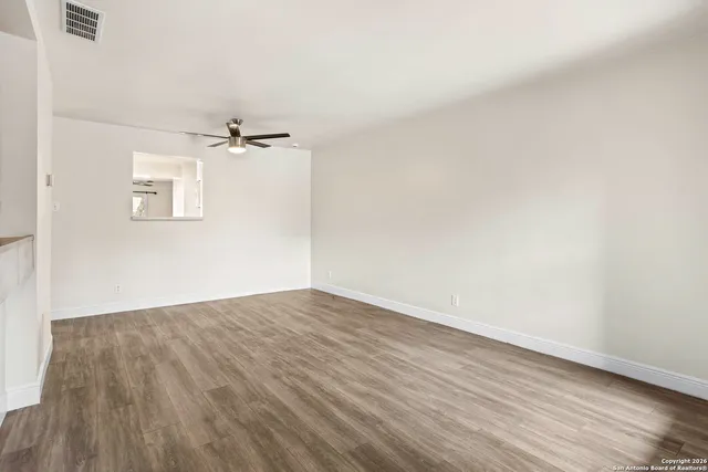 $1,675 | 5224 East Rolling Ridge Drive, San Antonio, TX 78228