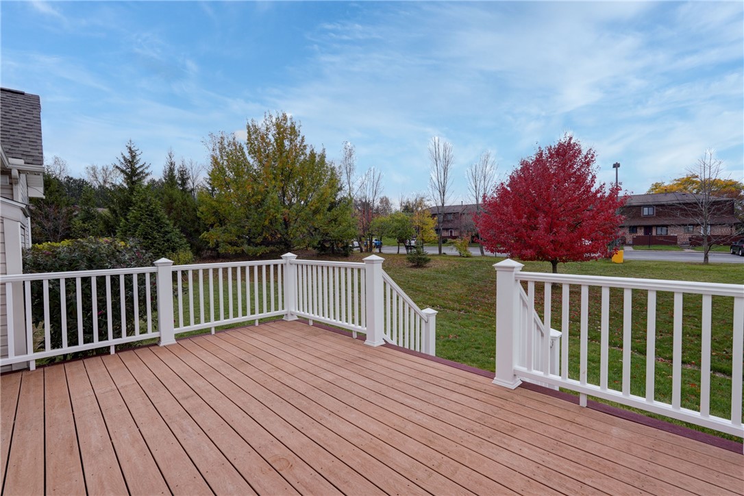 15 Jenna Way Henrietta, NY 14623 - Photo 29 of 33 Trex deck for low maintenance!