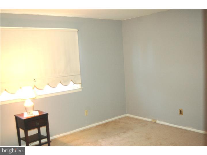 2402 Nassau Road Cinnaminson, NJ 08077 - Photo 13 of 21 Master Bedroom