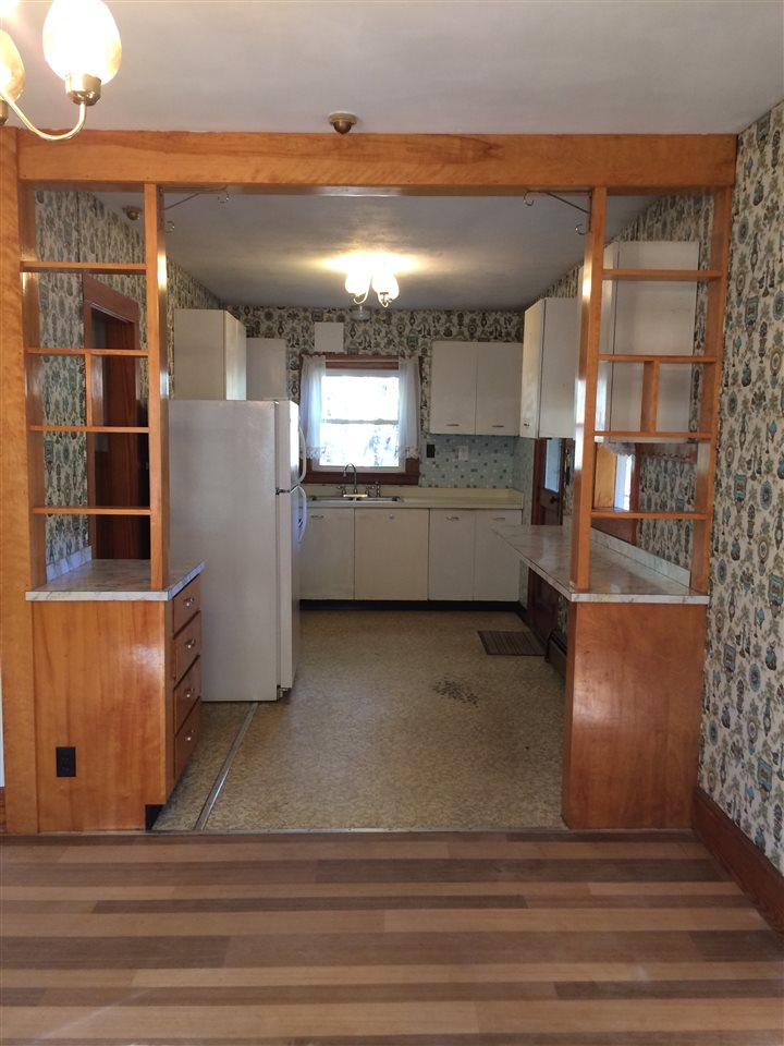 980 Smyth Road Manchester, NH 03104 - Photo 14 of 23