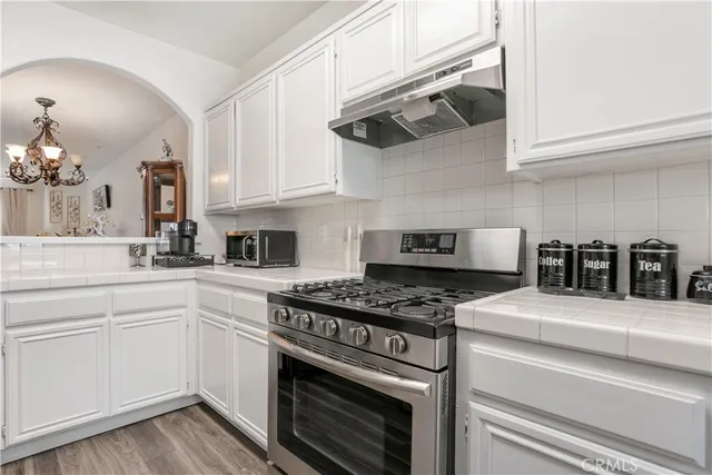 $609,000 | 18347 Saticoy Street, Unit 17, Reseda, CA 91335