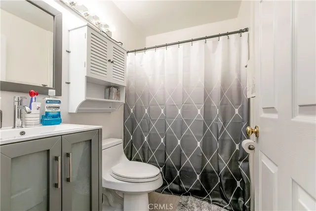 $609,000 | 18347 Saticoy Street, Unit 17, Reseda, CA 91335