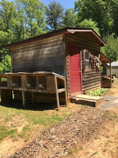 701 South Goforth Road Ferguson, NC 28624 - Photo 10 of 28 Gallery Image 10