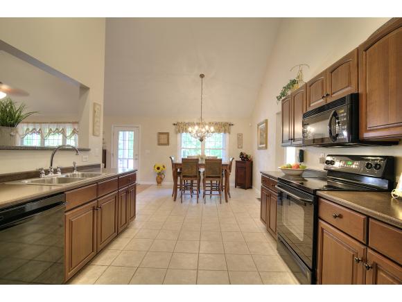 5 Inkberry Road New Boston, NH 03070 - Photo 14 of 32