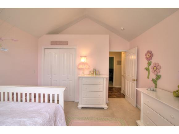5 Inkberry Road New Boston, NH 03070 - Photo 23 of 32
