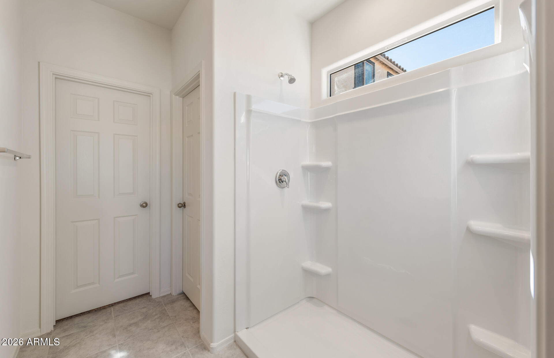 43045 West Palo Amarillo Road Maricopa, AZ 85138 - Photo 16 of 22 15 - Owner Shower