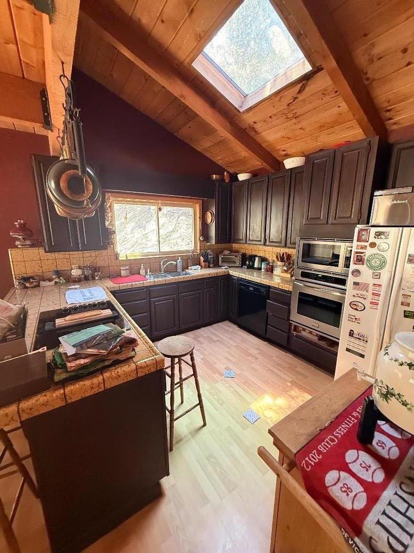 419 Corral De Tierra Road Salinas, CA 93908 - Photo 8 of 20