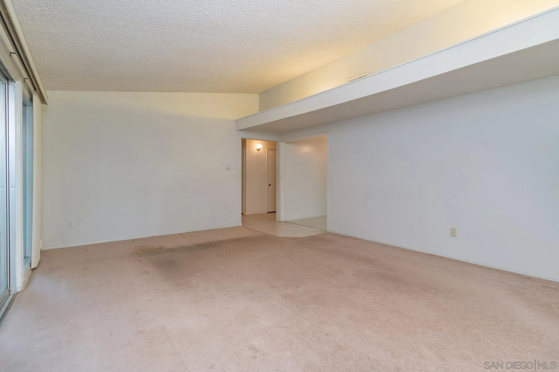 14184 Halper Road Poway, CA 92064 - Photo 7 of 20 a view of an empty room