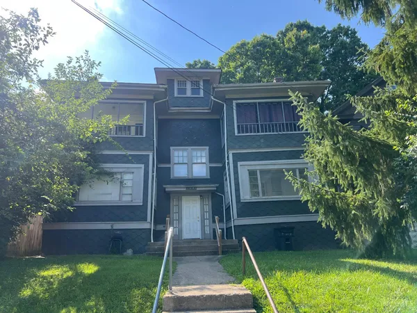 $1,050 | 3671 Vine Street, Unit 2, Cincinnati, OH 45220