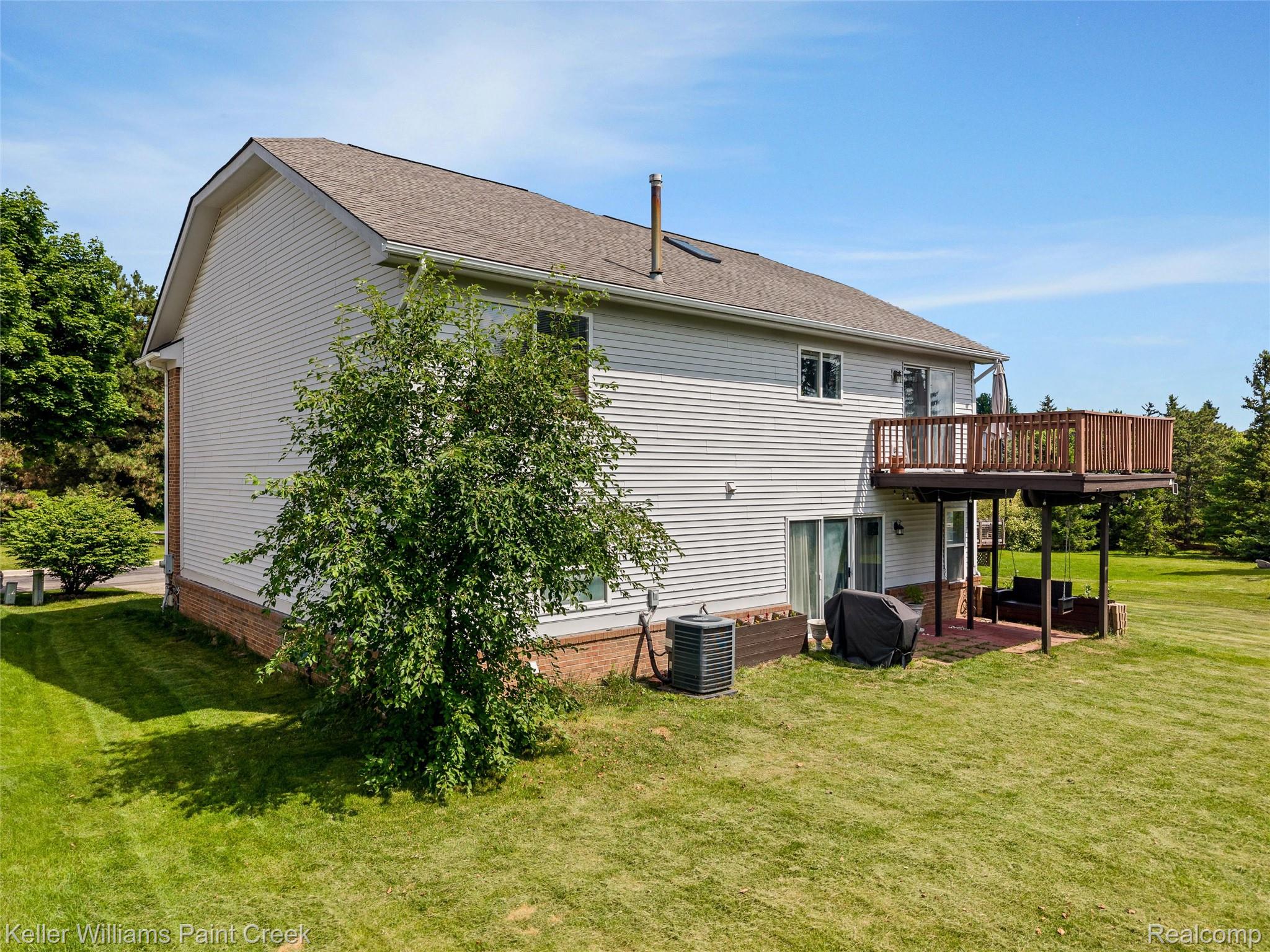 3201 Lynhurst Court Rochester, MI 48306 - Photo 39 of 49 46-3201 Lynhurst Ct - AERIAL 0007.jpg
