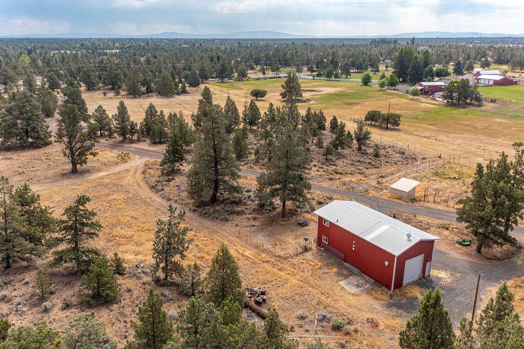 64635 Deschutes Market Road Bend, OR 97701 - Photo 49 of 55 47