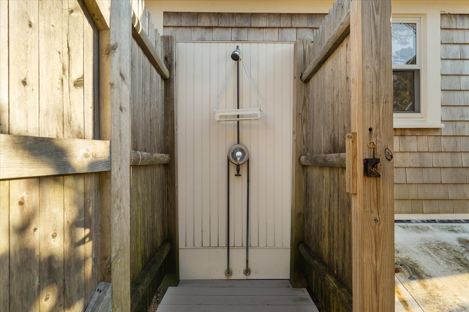 100 Hiawatha Road, Unit 1 Wellfleet, MA 02667 - Photo 18 of 38 29-MG_6424-r