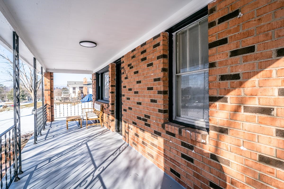 314 West Spring Avenue Elkton, VA 22827 - Photo 24 of 35