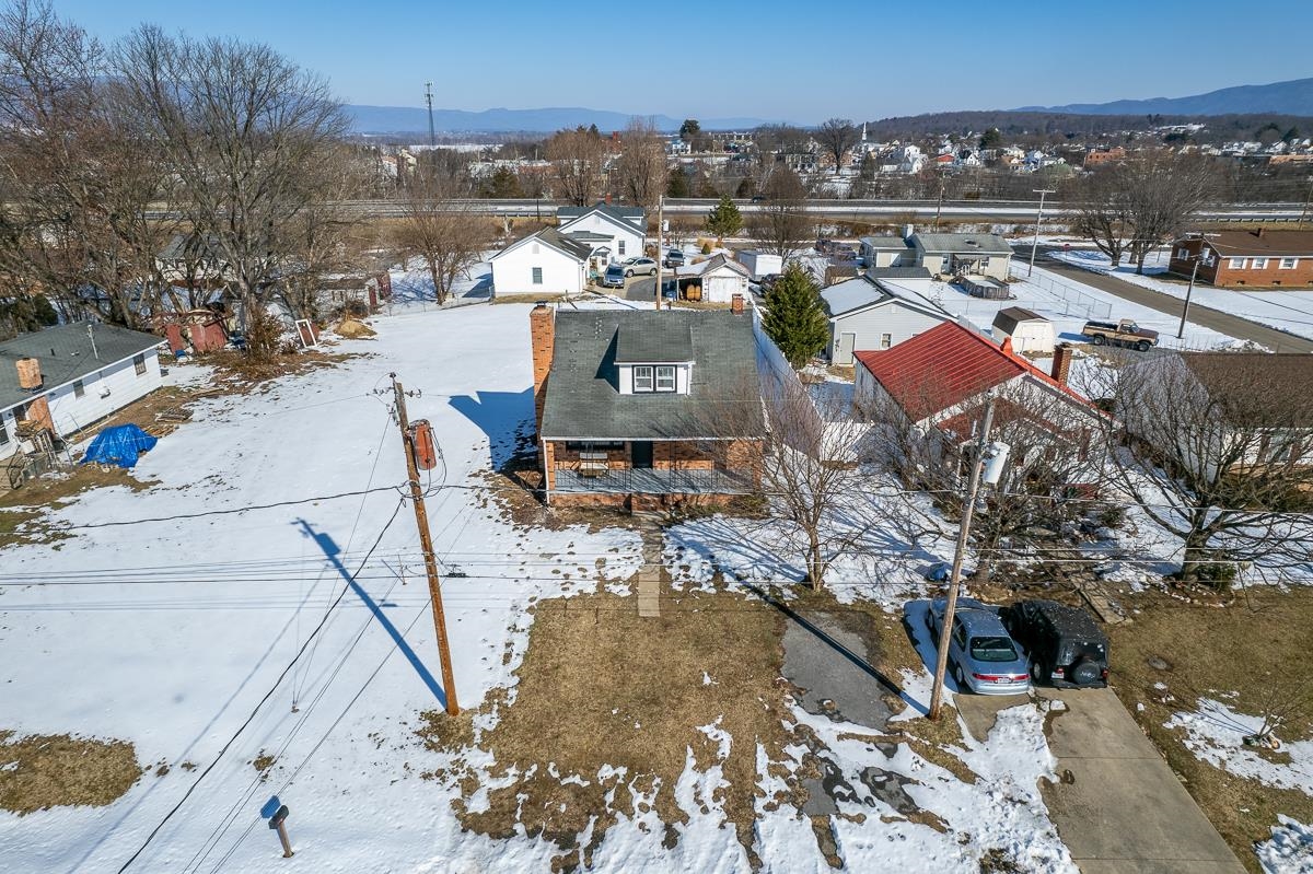 314 West Spring Avenue Elkton, VA 22827 - Photo 26 of 35