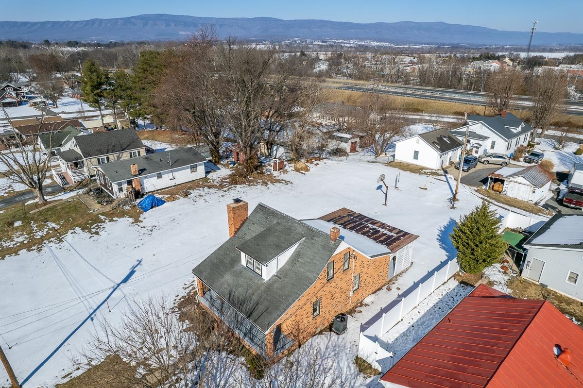 314 West Spring Avenue Elkton, VA 22827 - Photo 27 of 35