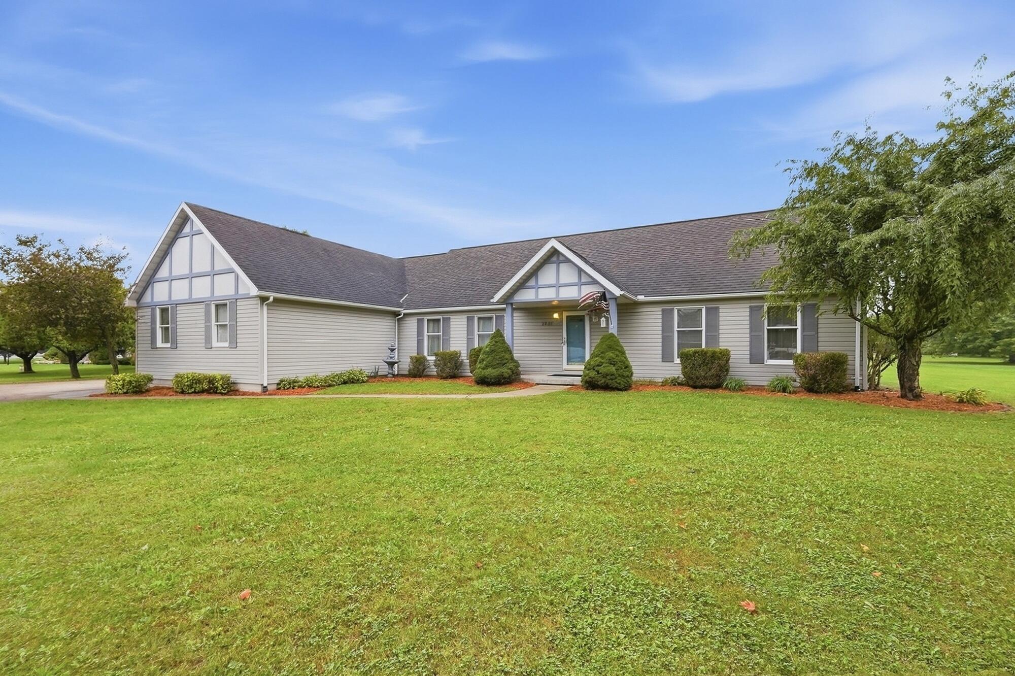 2881 Deer Run Road Springfield, OH 45504 - Photo 2 of 52 014