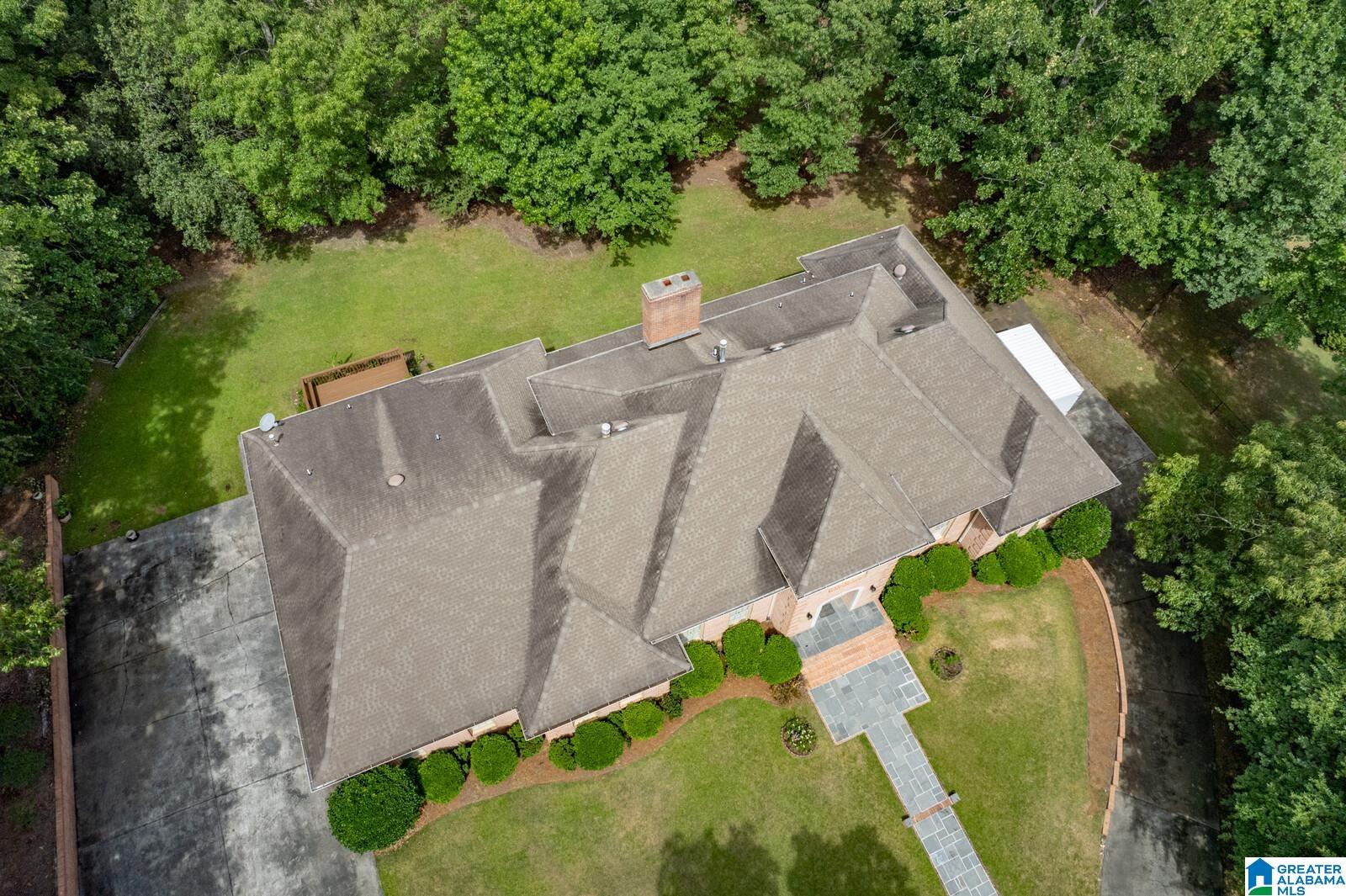 290 Valley View Road Pelham, AL 35124 - Photo 4 of 50