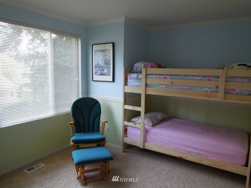 11804 Northeast 162nd Court Bothell, WA 98011 - Photo 13 of 25 Gallery Image 13