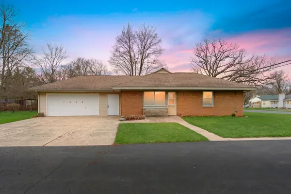 $269,900 | 1606 East G Avenue, Kalamazoo, MI 49004