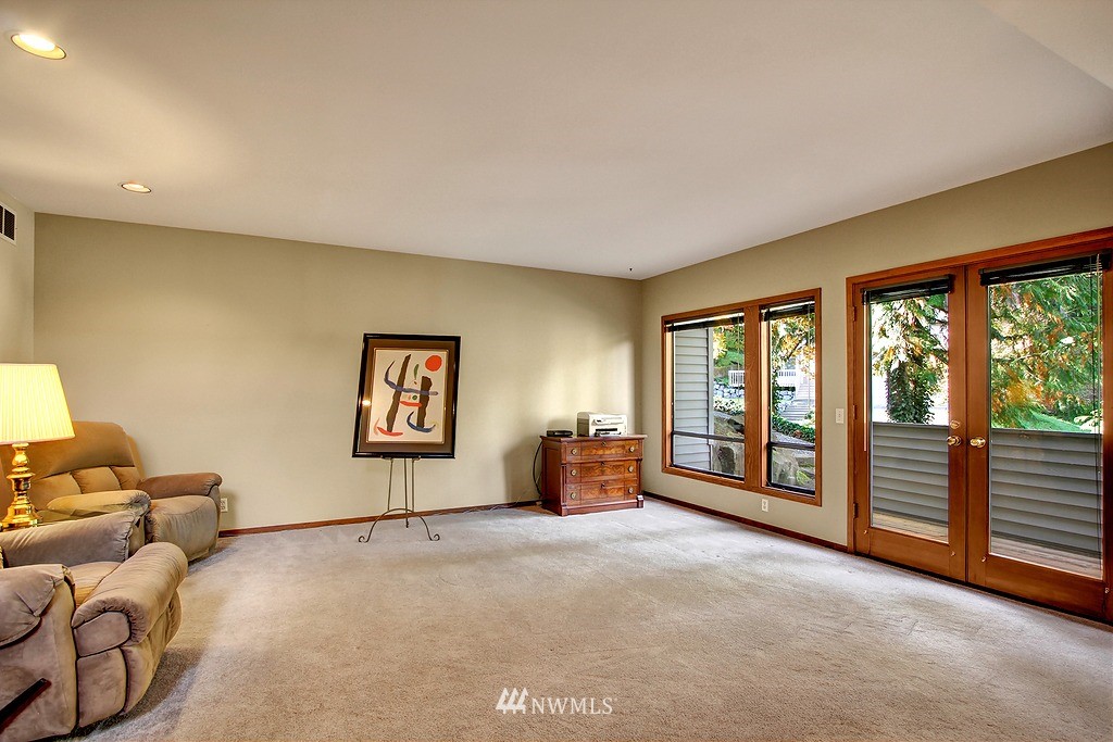 9300 Odin Way Bothell, WA 98011 - Photo 16 of 25 Gallery Image 16