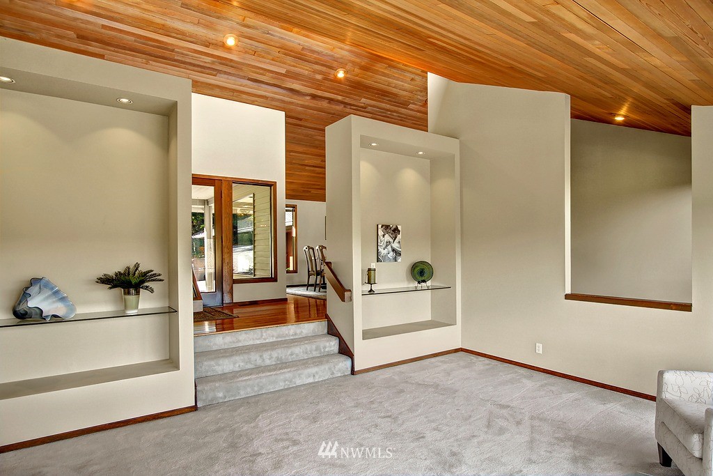 9300 Odin Way Bothell, WA 98011 - Photo 6 of 25 Gallery Image 6