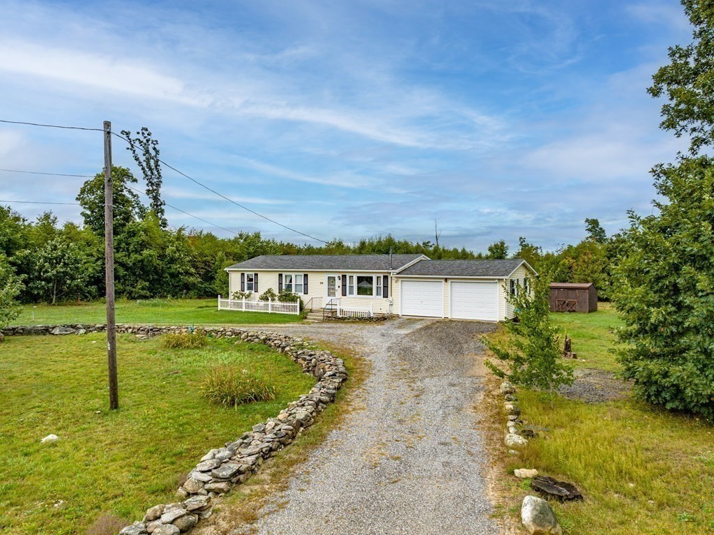 39 East Hill Road Monson, MA 01057 - Photo 4 of 26 Gallery Image 4