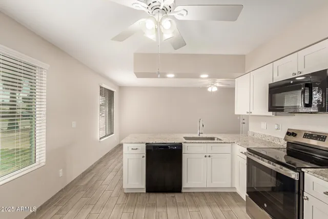 $385,000 | 18046 North 20th Avenue, Phoenix, AZ 85023