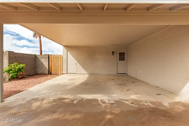 $385,000 | 18046 North 20th Avenue, Phoenix, AZ 85023
