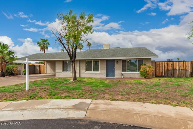 $385,000 | 18046 North 20th Avenue, Phoenix, AZ 85023