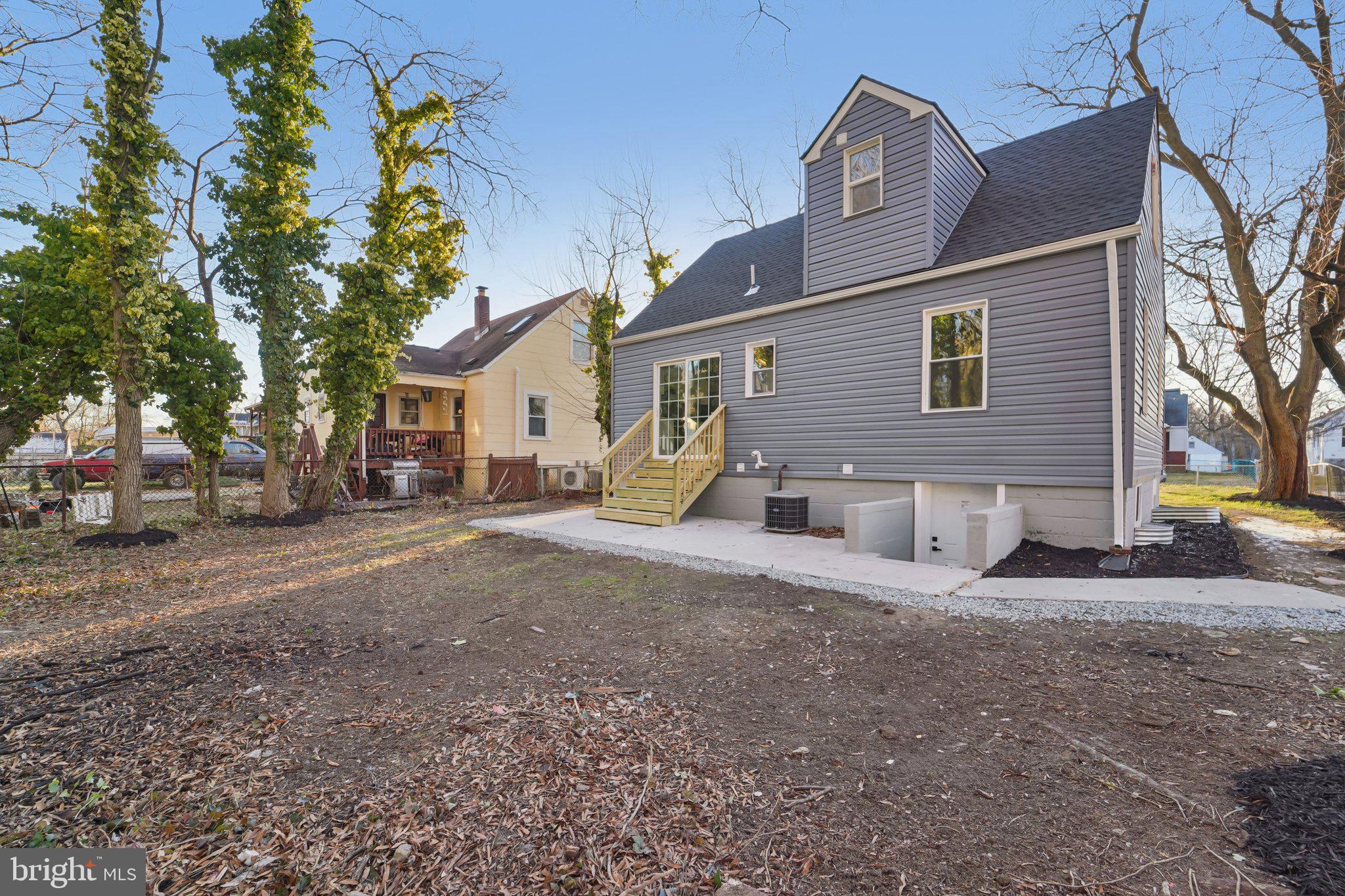 27 Pelczar Avenue Baltimore, MD 21221 - Photo 36 of 40 a view of a house with a yard