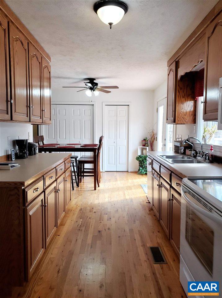 5280 South River Road Stanardsville, VA 22973 - Photo 9 of 22 Gallery Image 9