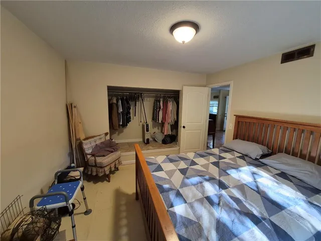 $278,000 | 2596 1700 Road, Fall River, KS 67047