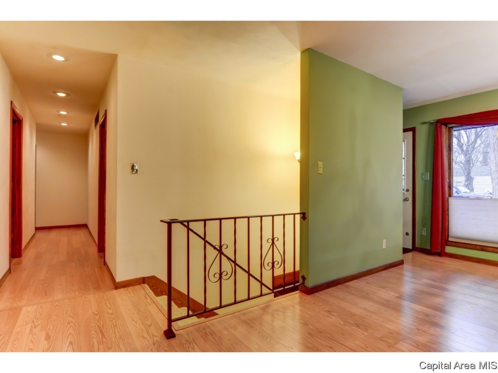 1639 West Edwards Street Springfield, IL 62704 - Photo 11 of 32