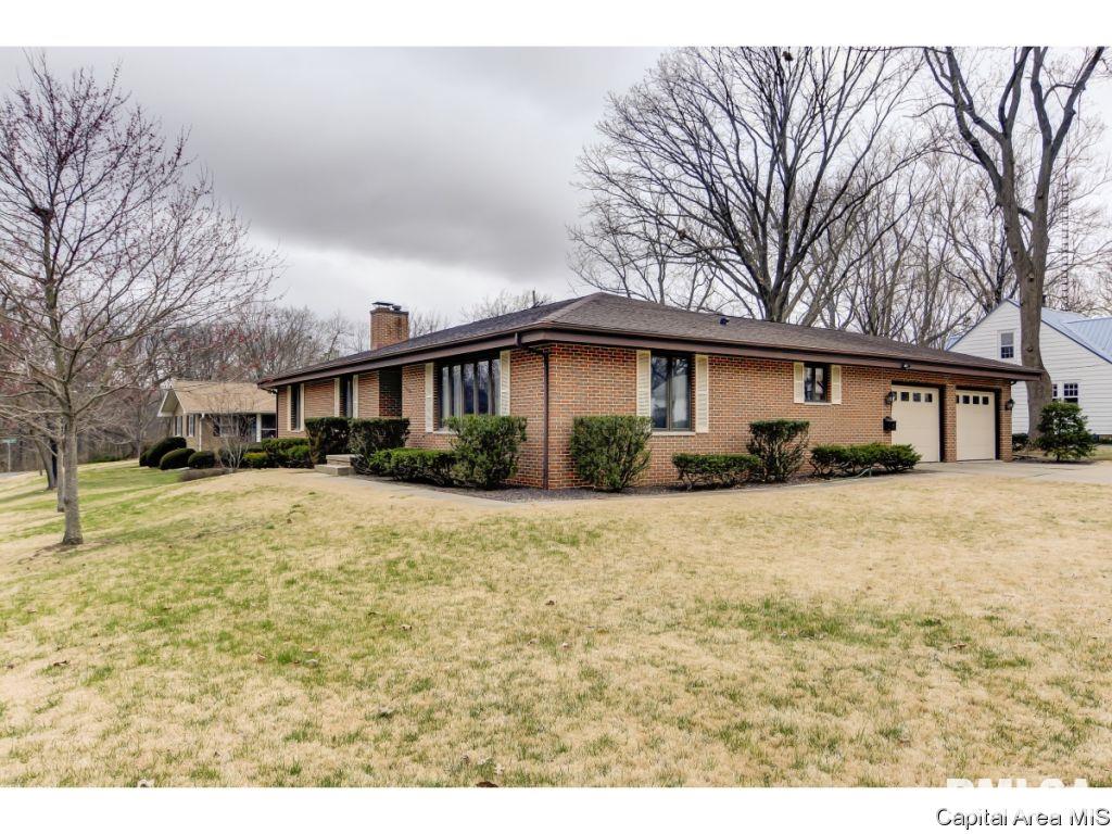 1639 West Edwards Street Springfield, IL 62704 - Photo 2 of 32
