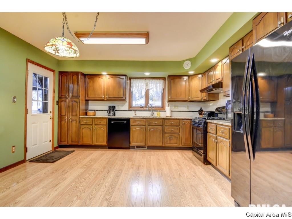 1639 West Edwards Street Springfield, IL 62704 - Photo 7 of 32
