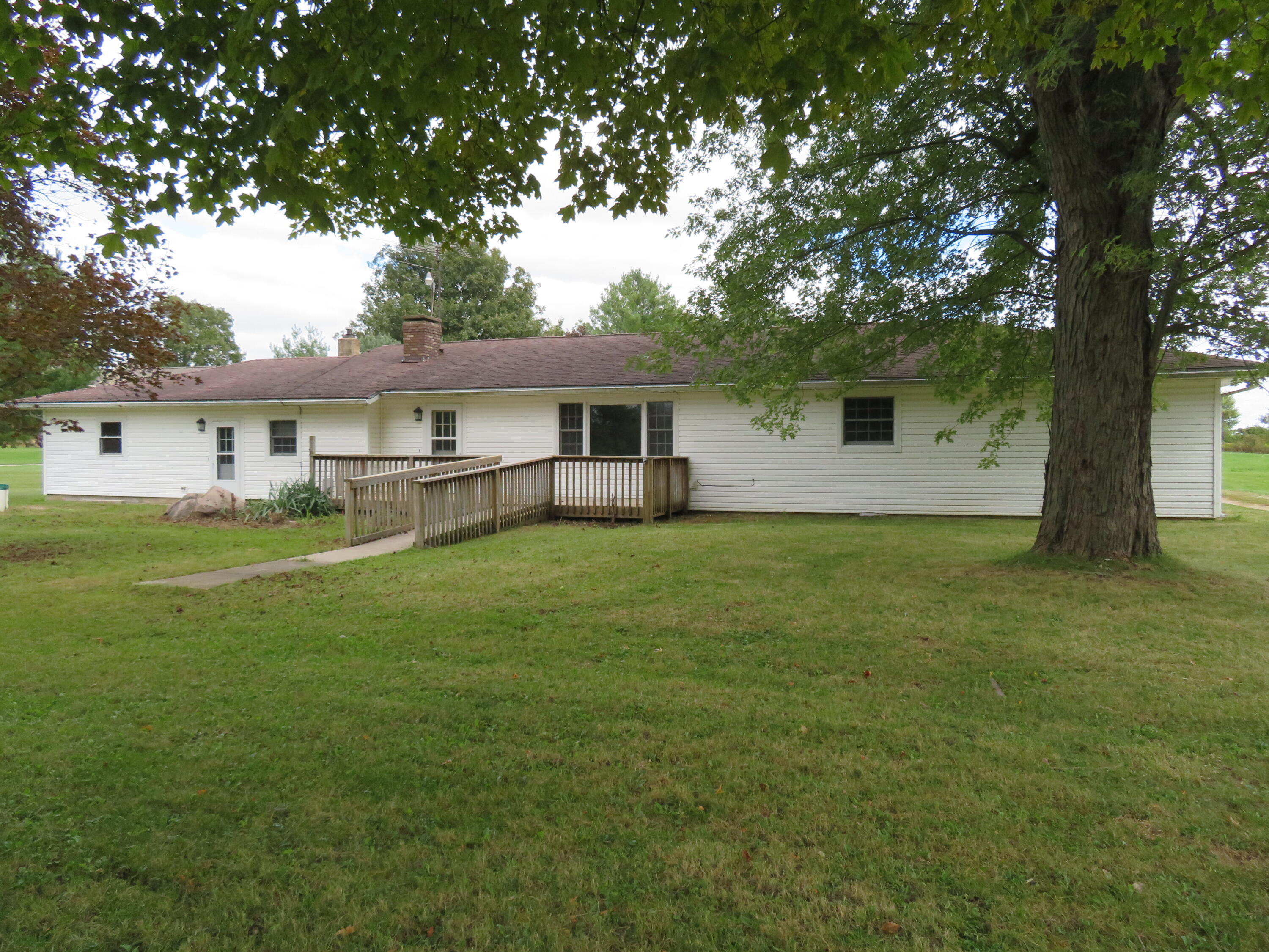 6145 Kiser Lake Road Conover, OH 45317 - Photo 2 of 27