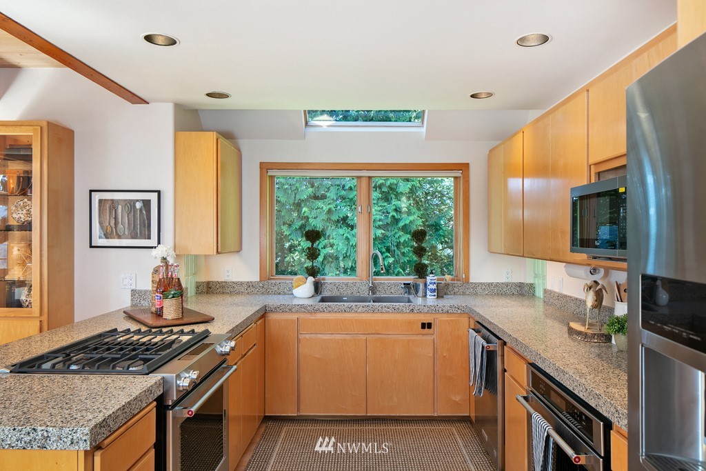 17517 Fales Road Snohomish, WA 98296 - Photo 14 of 25 Gallery Image 14