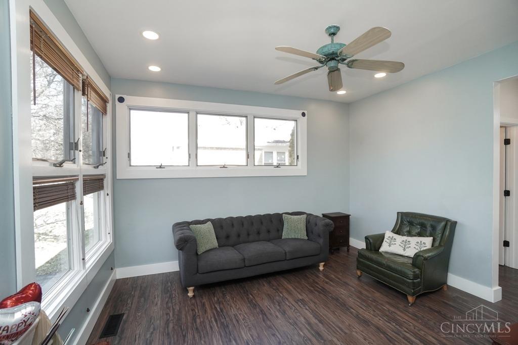 1382 Voll Road Cincinnati, OH 45230 - Photo 21 of 40 Gallery Image 21