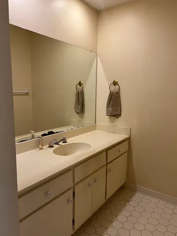 $329,500 | 3953 Otter Drive, Memphis, TN 38128