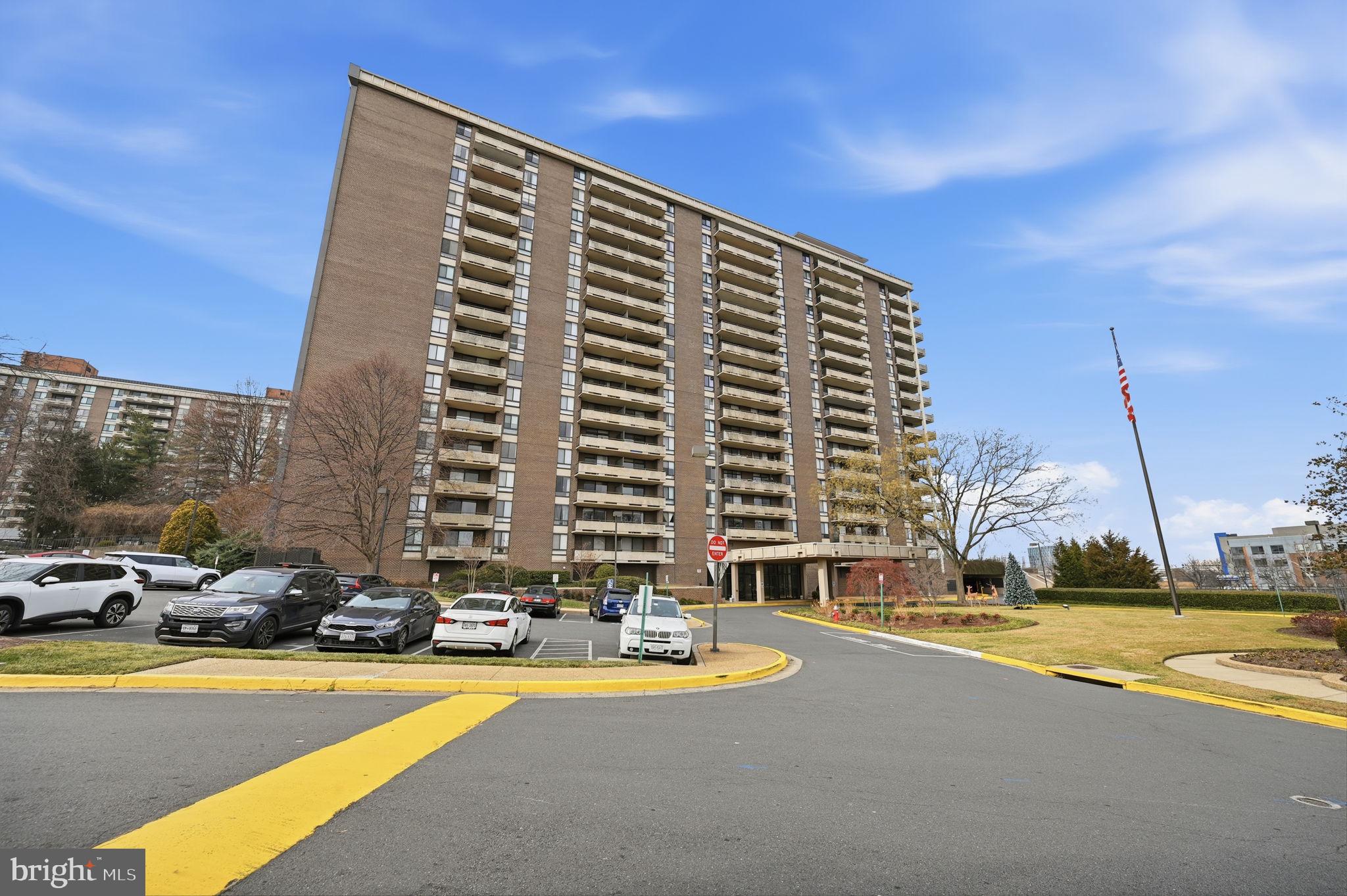 1800 Old Meadow Road, Unit 1720 McLean, VA 22102 - Photo 6 of 26 The Regency is a lifestyle of luxury