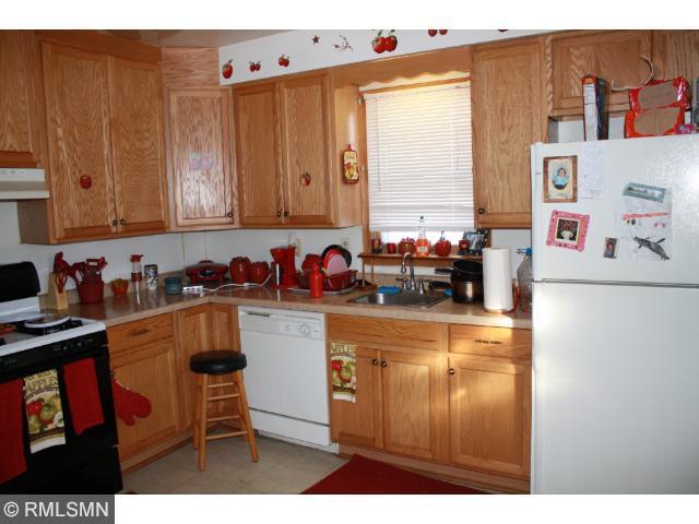 5361 6th Street Northeast Fridley, MN 55421 - Photo 9 of 18 Gallery Image 9